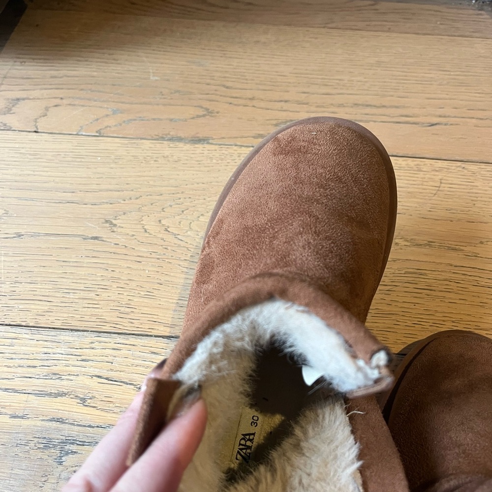 Girls Fur Effect Zara Boot - Picture 12 of 12